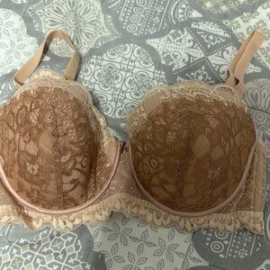 Intimissimi Women's Lace Bra  Beige Size 36D NWOT